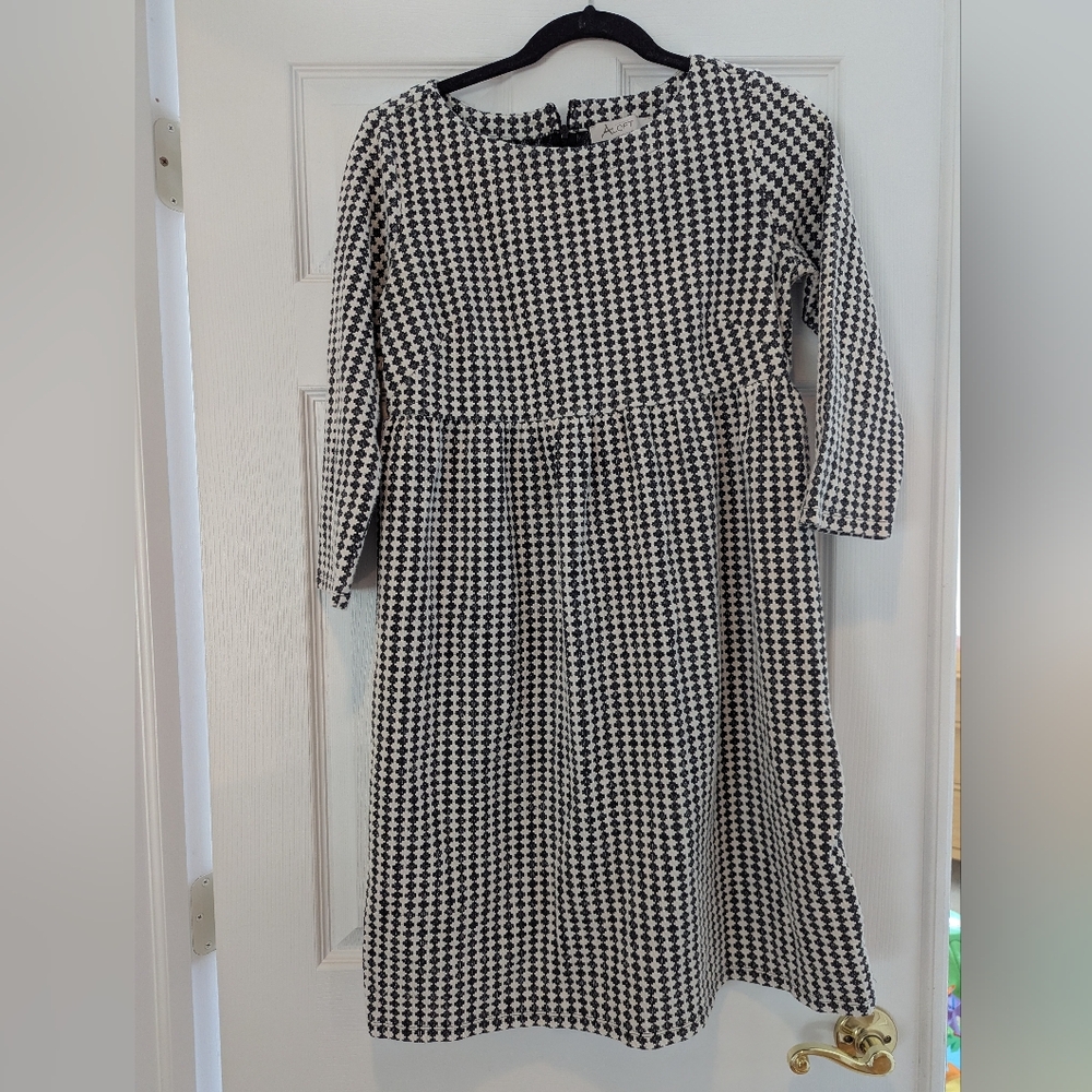 Loft Maternity Black and White Houndstooth Dress